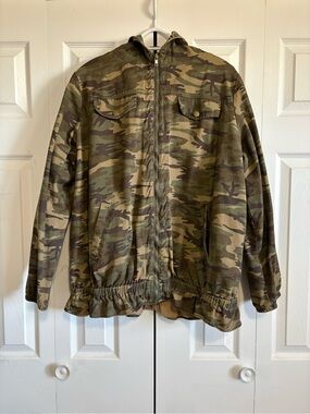 AMPERSAND AVE Camo Canvas Jacket